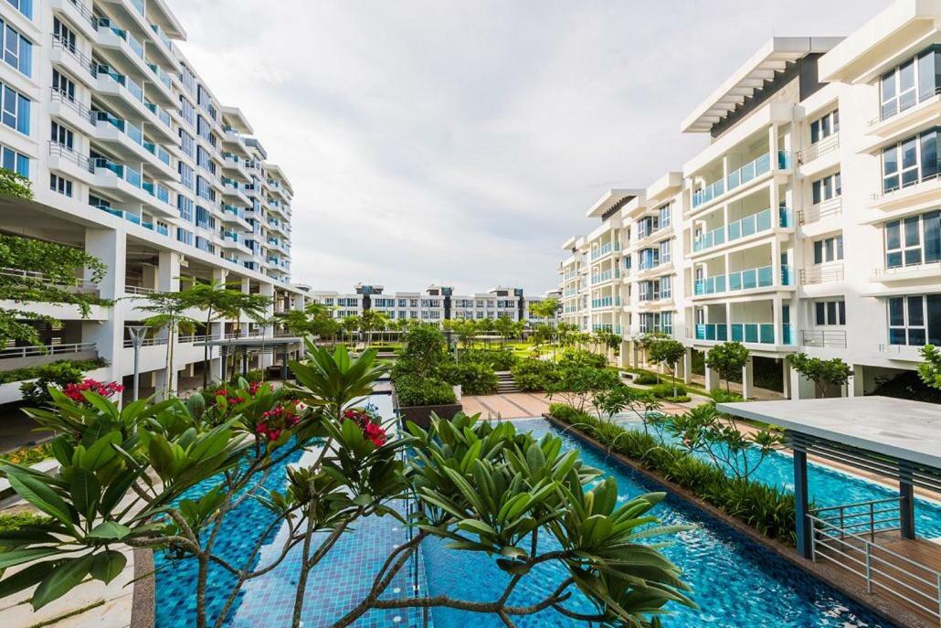 Homestay @ Bandar Seri Putra Kajang Exterior photo